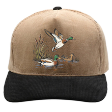 Load image into Gallery viewer, Tow Tone Corduroy Snapback Fishing Duck Hunting Hat