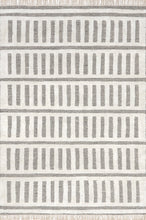 Load image into Gallery viewer, Merrick Tasseled Cotton and Wool Area Rug (Black)