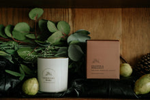 Load image into Gallery viewer, Leather & Bergamot Gold Lid Candle & Boutique Box
