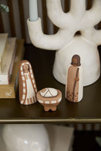 Load image into Gallery viewer, Pintura Nativity Set