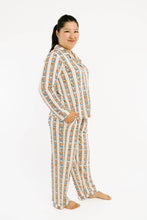 Load image into Gallery viewer, Cottage Bouquet Women's Bamboo Pajama Set