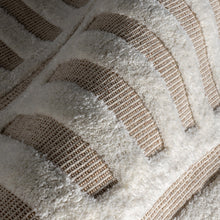 Load image into Gallery viewer, Merrick Tasseled Cotton and Wool Area Rug (Rust)