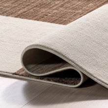 Load image into Gallery viewer, Aspen Checkerboard Fringed Area Rug