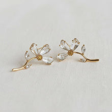 Load image into Gallery viewer, Floral Zircon Stud Earrings