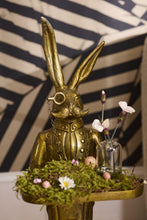 Load image into Gallery viewer, E+E Eric the Hare Butler Stand