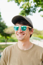 Load image into Gallery viewer, Polarized Bamboo Sunglasses