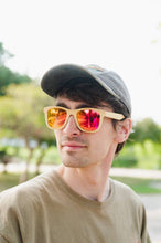 Load image into Gallery viewer, Polarized Bamboo Sunglasses