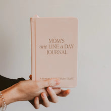 Load image into Gallery viewer, Mom's One Line A Day Leather Journal