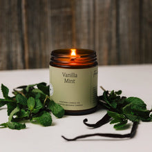Load image into Gallery viewer, Vanilla Mint Beeswax & Essential Oil Natural Candle