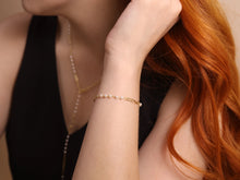 Load image into Gallery viewer, 18k Gold Filled Diamond Cut Paperclip & Pearls Bracelet