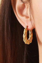 Load image into Gallery viewer, The Harper Hoop Earrings