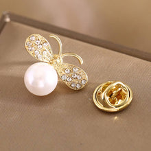 Load image into Gallery viewer, Chic Rhinestone Floral & Animal Shaped Gold Brooch