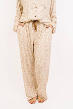 Load image into Gallery viewer, Nativity Women's Bamboo Pajama Set