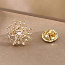 Load image into Gallery viewer, Chic Rhinestone Floral & Animal Shaped Gold Brooch
