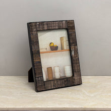 Load image into Gallery viewer, Resin Genuine Horn Photo Frame 5x7