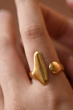 Load image into Gallery viewer, The Sara Ring