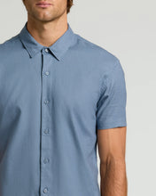 Load image into Gallery viewer, Fiord Short Sleeve Linen Shirt