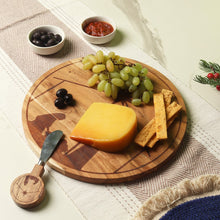 Load image into Gallery viewer, Nativity Wood Tray with Spreader
