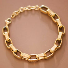 Load image into Gallery viewer, The Allie Chain Bracelet
