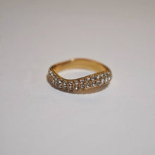 Load image into Gallery viewer, Wavy Pave Ring
