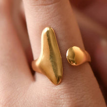 Load image into Gallery viewer, The Sara Ring
