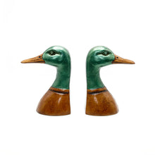 Load image into Gallery viewer, Duck Decorative Bookend Set
