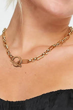 Load image into Gallery viewer, The Shelly Chain Necklace

