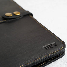 Load image into Gallery viewer, The Vanderbilt 2.0 Fine Leather Portfolio Padfolio | Holtz Leather Co.
