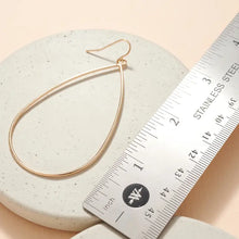 Load image into Gallery viewer, Brass Wire Tear Drop Earrings
