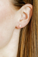 Load image into Gallery viewer, Screwback Stud Earrings - Helen Gold
