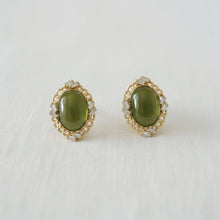 Load image into Gallery viewer, Olive Green Cat's Eye Stud Earrings
