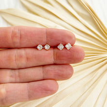 Load image into Gallery viewer, Essential Cz Stud Set
