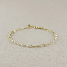 Load image into Gallery viewer, 18k Gold Filled Diamond Cut Paperclip &amp; Pearls Bracelet
