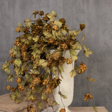 Load image into Gallery viewer, Green Hops Stem 39"
