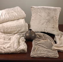 Load image into Gallery viewer, Natural Faux Fur Decorative Throw Pillow. 18"W x 18"L [Online Only]
