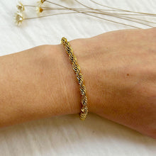Load image into Gallery viewer, Thick Gold Rope Chain Bracelet
