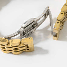 Load image into Gallery viewer, Polished Metallic Band Bold Cushion Square Watch
