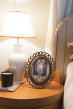 Load image into Gallery viewer, Fancy Scalloped Oval Photo Frame
