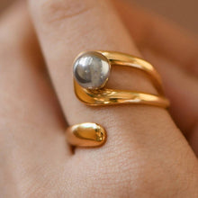 Load image into Gallery viewer, The Macy Ring
