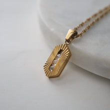 Load image into Gallery viewer, Everlight Necklace
