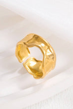 Load image into Gallery viewer, The Bryden Ring
