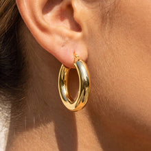 Load image into Gallery viewer, Mini Polished Tube Latch Back Hoop Earrings
