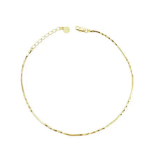 Load image into Gallery viewer, Gold Interspersed Twisted Box Chain Necklace
