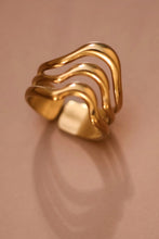 Load image into Gallery viewer, The Meredith Wave Band Ring
