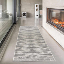 Load image into Gallery viewer, Tigrisis Ivory Area Rug [Online Only]
