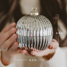 Load image into Gallery viewer, Merry and Bright Soy Candle - Ornament Jar - 5 oz [Online Only]
