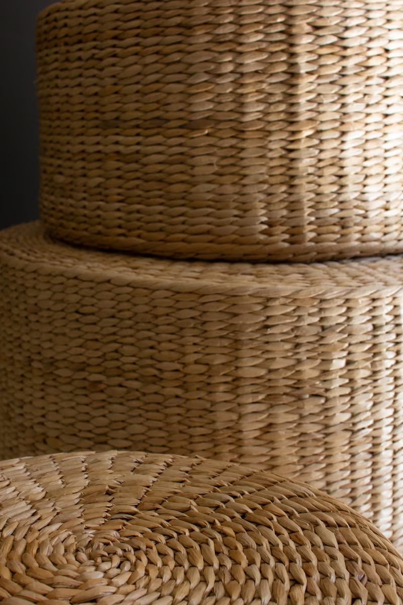 Round Sage Riser Round Natural Seagrass Risers (3 Sizes) – Smith & York Co.