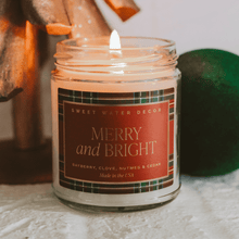 Load image into Gallery viewer, Merry and Bright Soy Candle - Patterned Clear Jar - 9 oz [Online Only]
