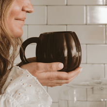 Load image into Gallery viewer, Brown Pumpkin 19 oz Figural Coffee Mug [Online Only]
