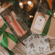 Load image into Gallery viewer, Holiday Classic Gift Tags Set [Online Only]
